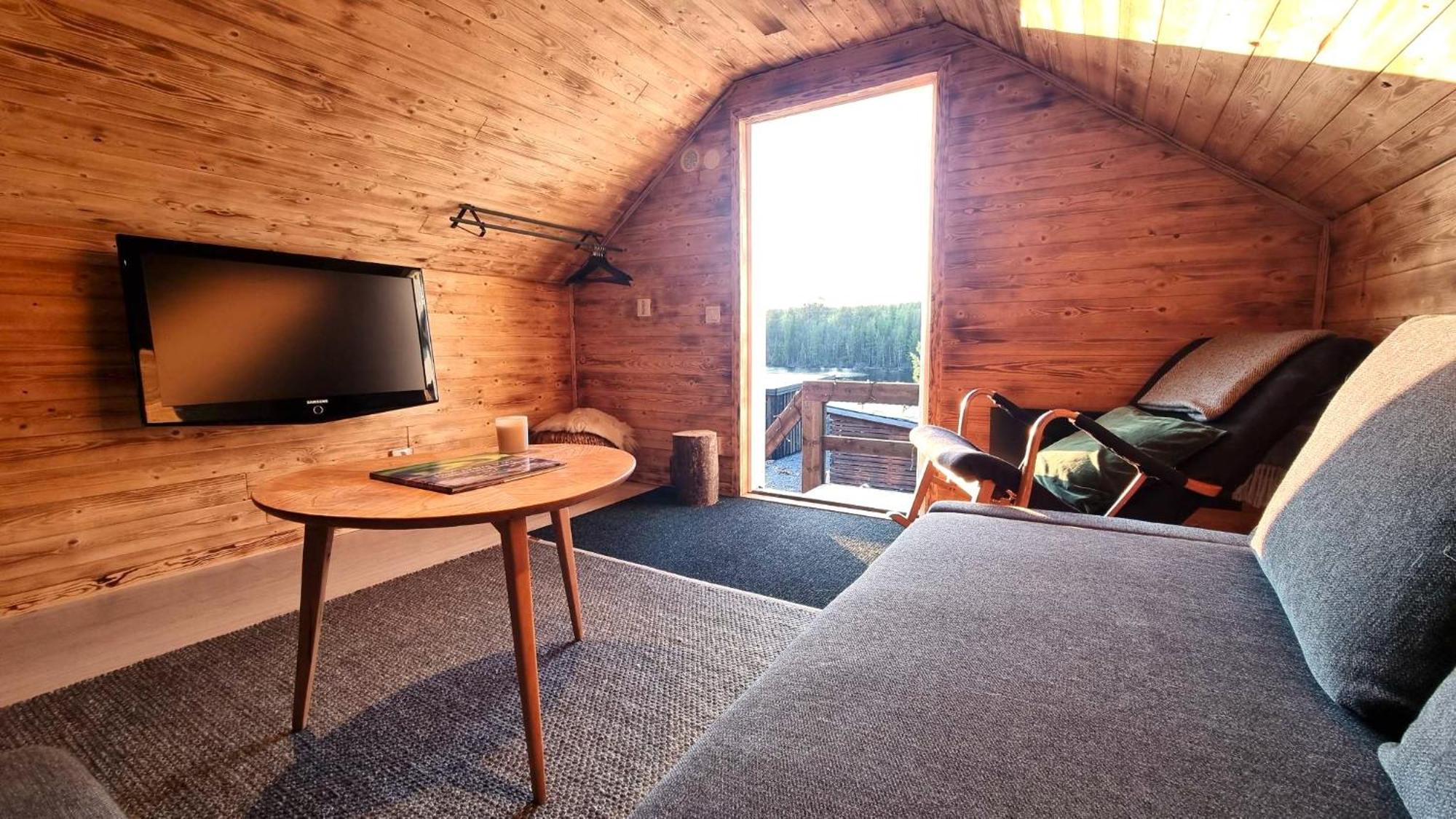 קירונה Cozy Cabin Styled Loft מראה חיצוני תמונה