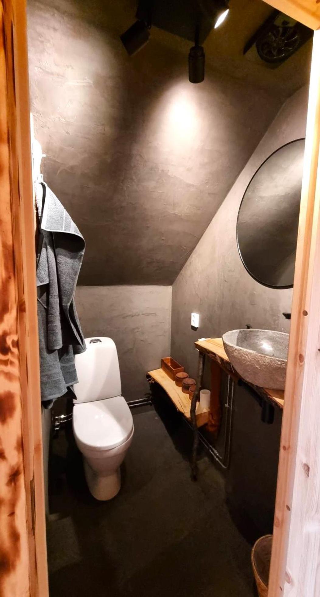 קירונה Cozy Cabin Styled Loft מראה חיצוני תמונה